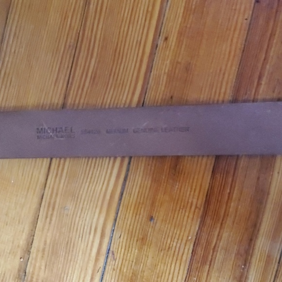 Micheal Micheal Kors - Picture 5 of 6